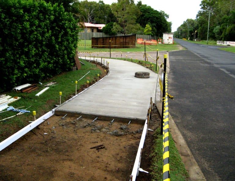 How Much Does a Concrete Walkway Cost Service Seeking
